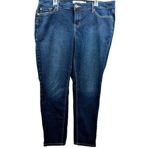 EUC Torrid Women's Denim Boyfriend Jeans Blue Cotton/Spandex Size 16R